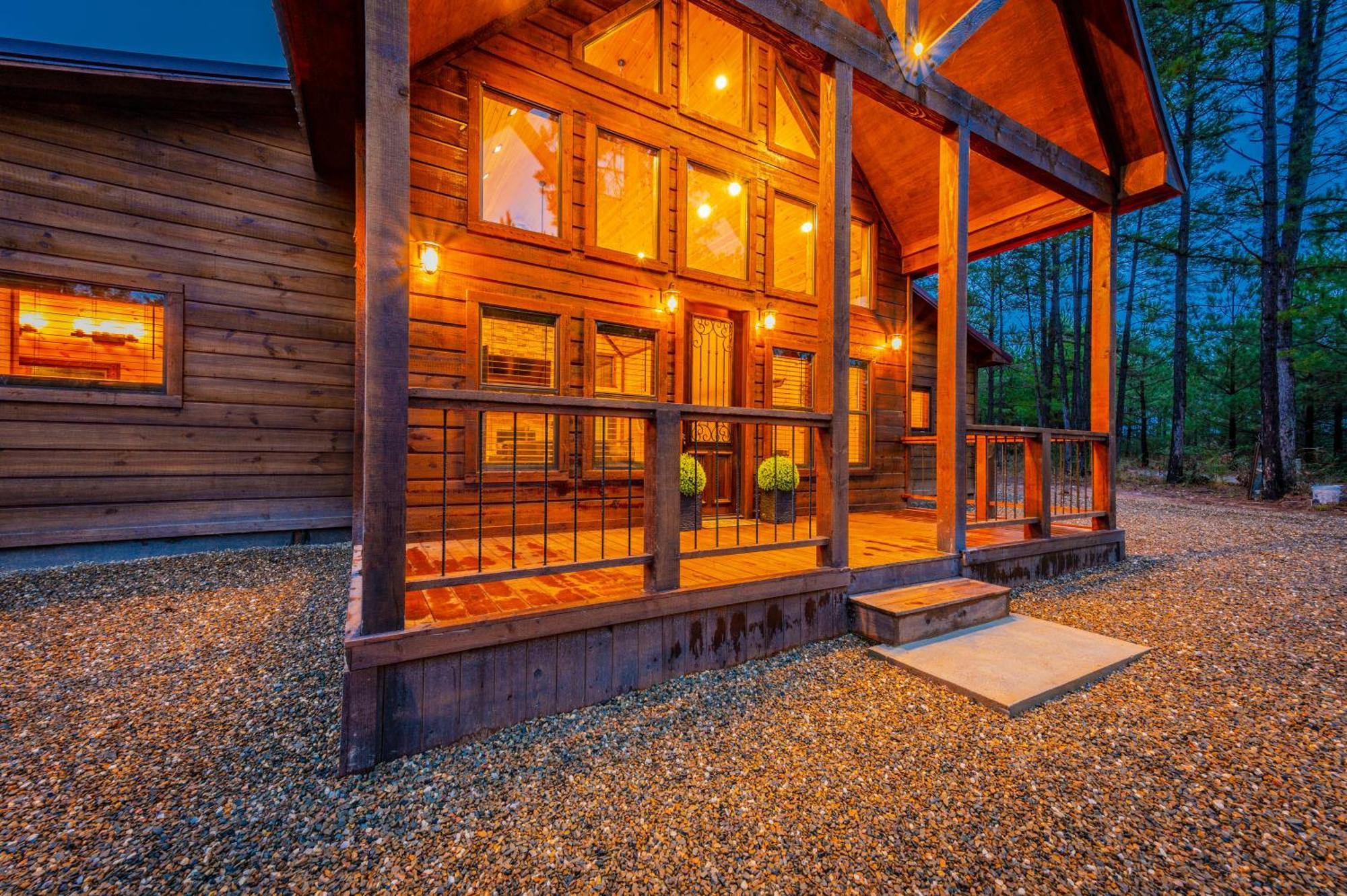 The Luxurious Blue Sky Lodge Is Epic! Broken Bow Exterior photo