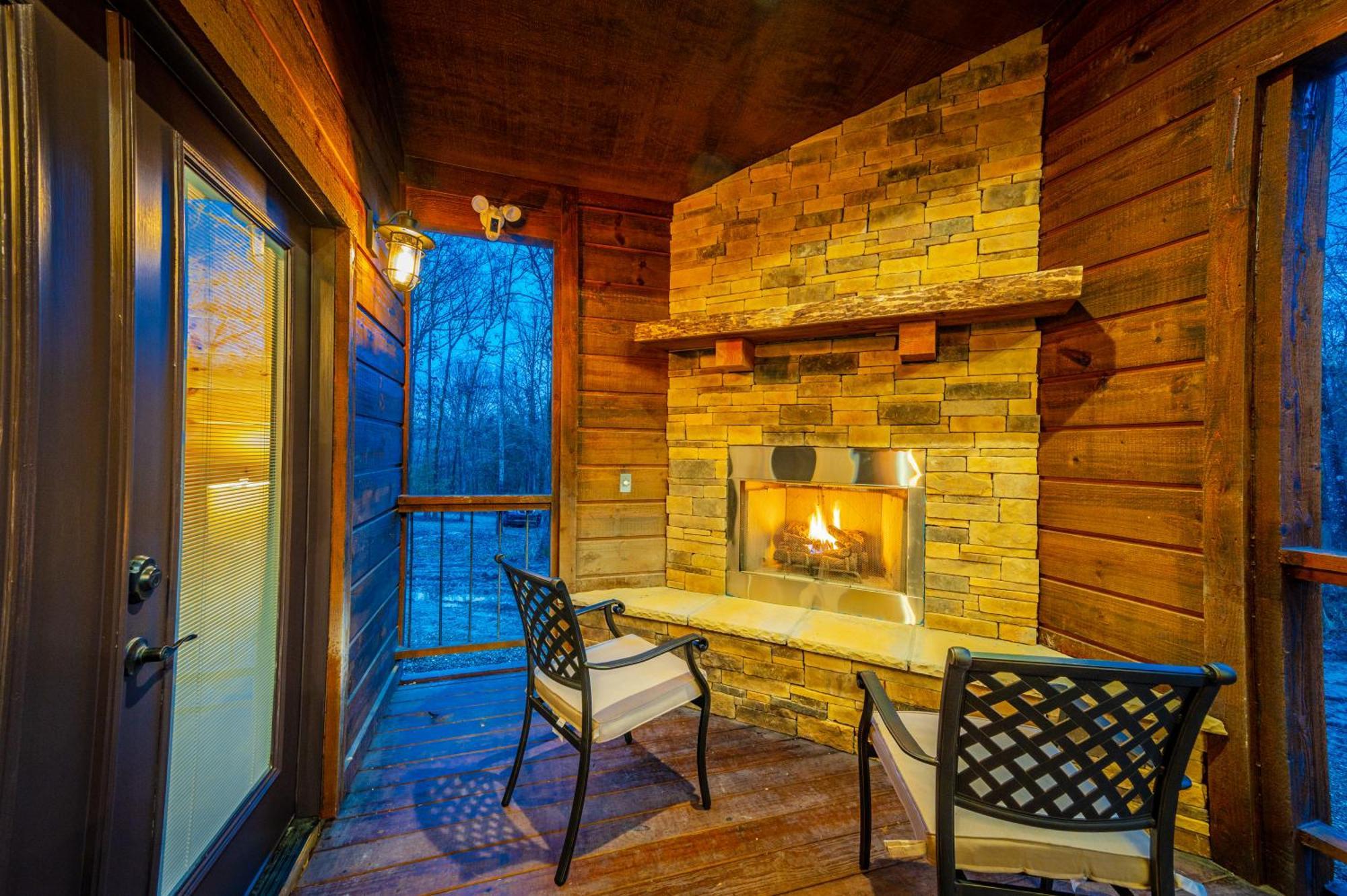 The Luxurious Blue Sky Lodge Is Epic! Broken Bow Exterior photo