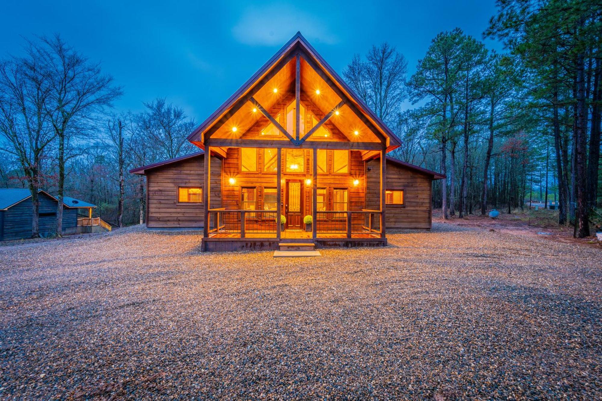 The Luxurious Blue Sky Lodge Is Epic! Broken Bow Exterior photo