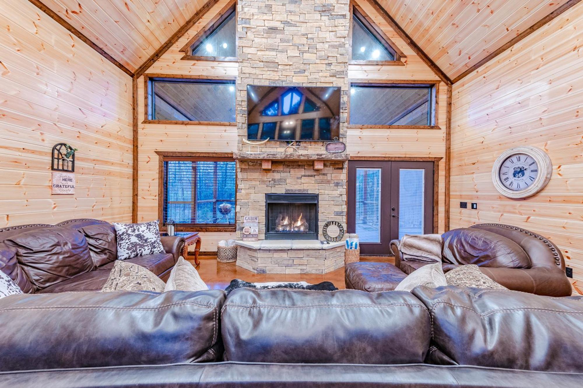 The Luxurious Blue Sky Lodge Is Epic! Broken Bow Exterior photo